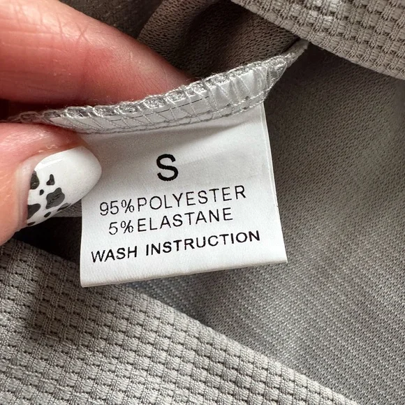 Amazon Gray Long Sleeve Relaxed Sweatshirt - Picture 5 of 7